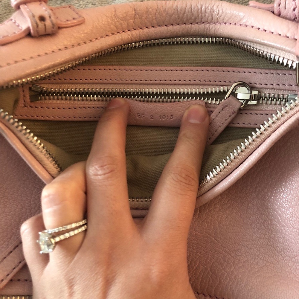 SOLDDDDD. Authentic Givenchy Pandora mini - Picture 2 of 8